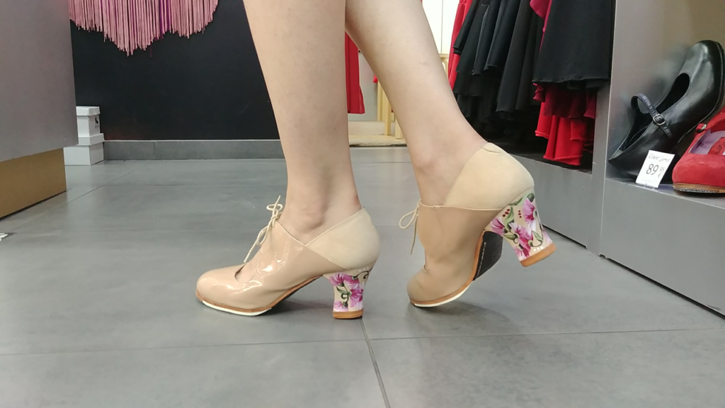 Zapatos de baile flamenco personalizados