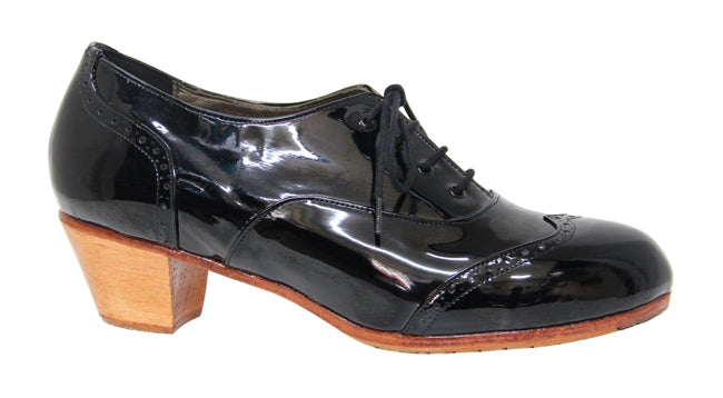 Professional Flamenco Shoe Black Patent Leather Pala Vega