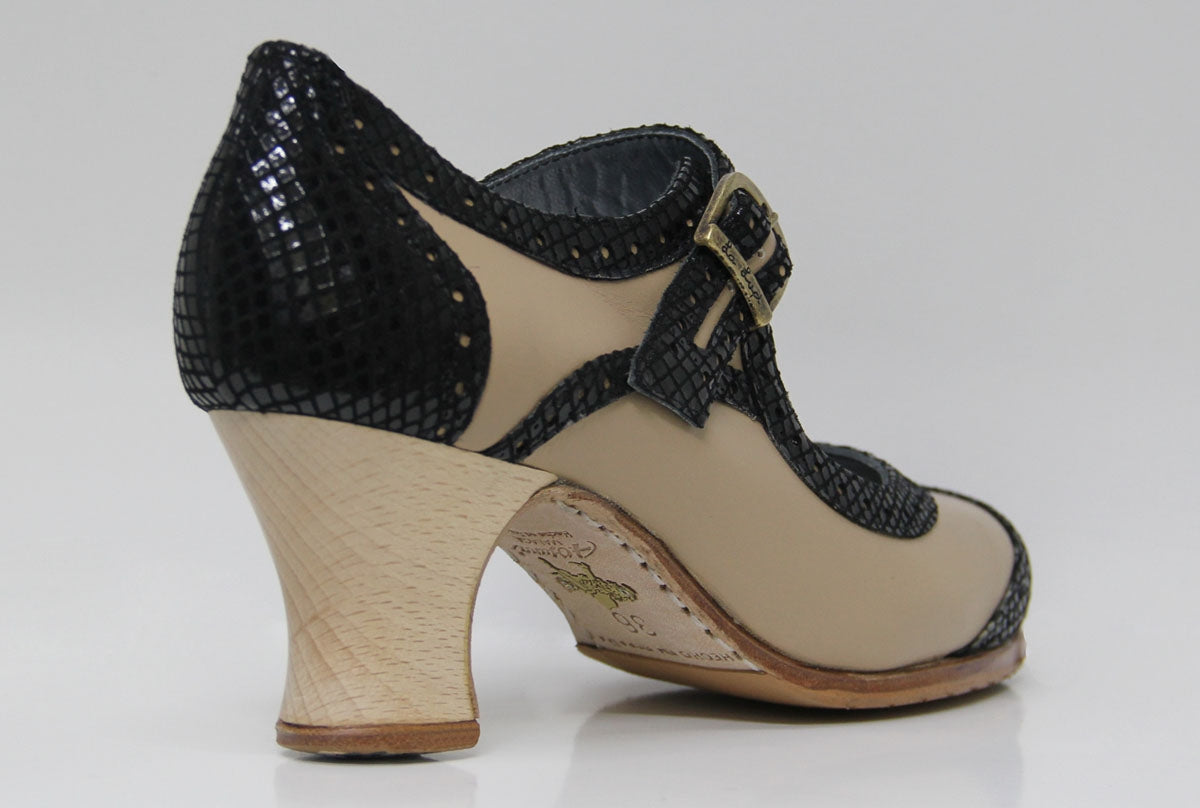 Zapato de Baile Flamenco Profesional Combinado Piel Beige y Negro