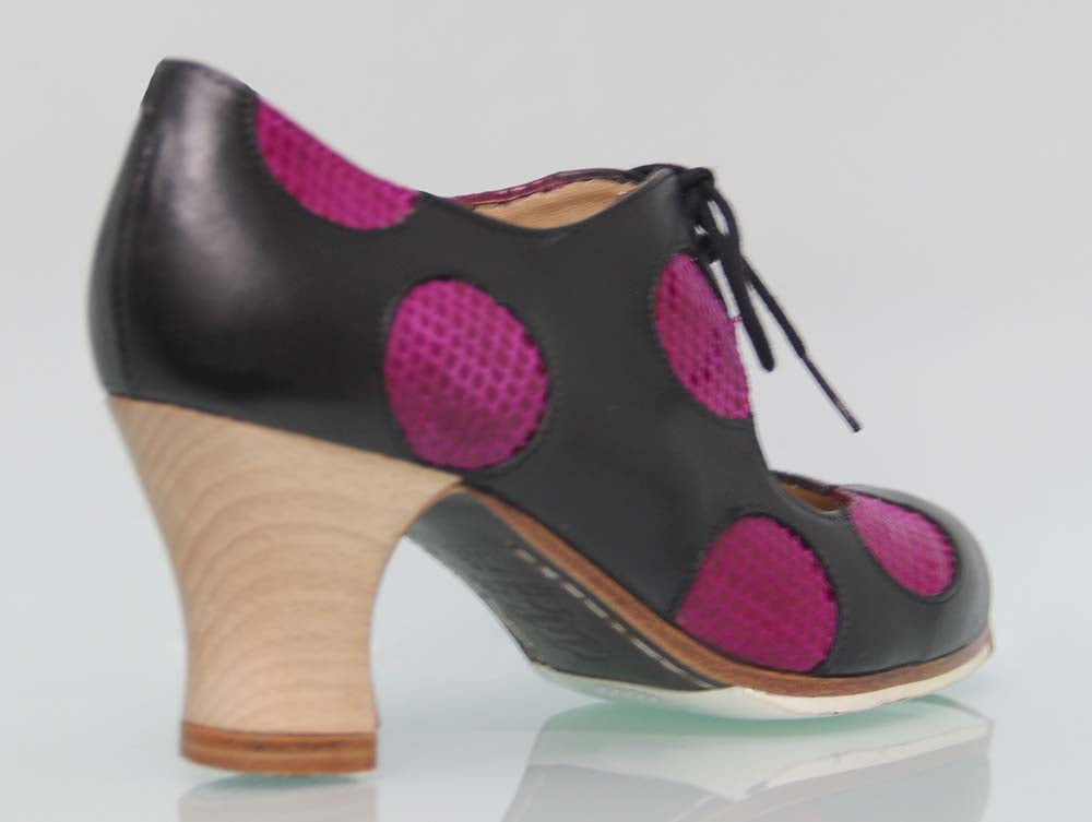 Professional Flamenco Dance Shoe Black Leather and Fantasy