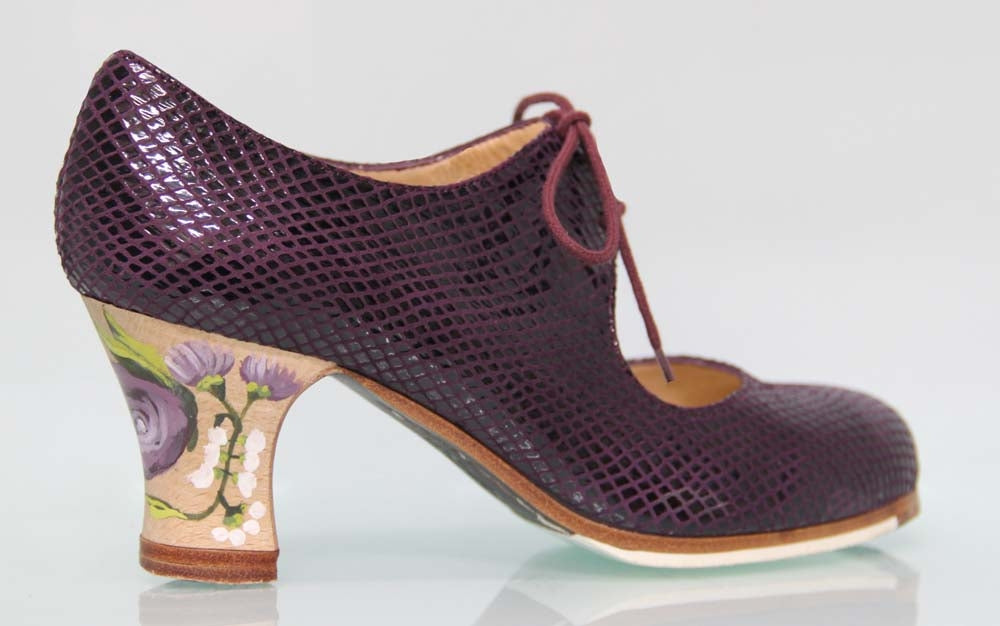 Professional Flamenco Dance Shoe Fantasy Snake Wine Color