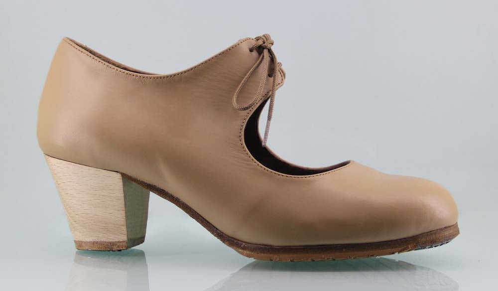 Zapato de baile flamenco profesional piel beige