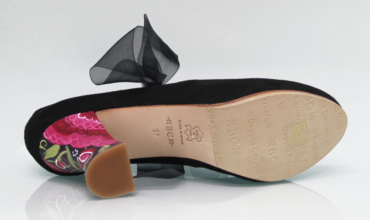 Zapato de Calle Ante Negro con Lazo