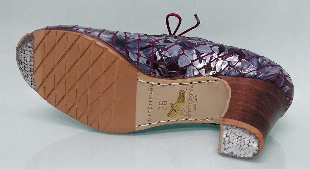 Zapato de baile flamenco profesional piel fantasía