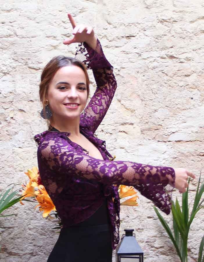 Cardigan en dentelle flamenco couleur vin