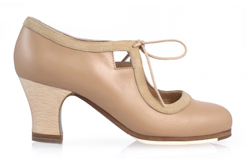 Zapato de baile flamenco profesional piel beige maquillaje cordones