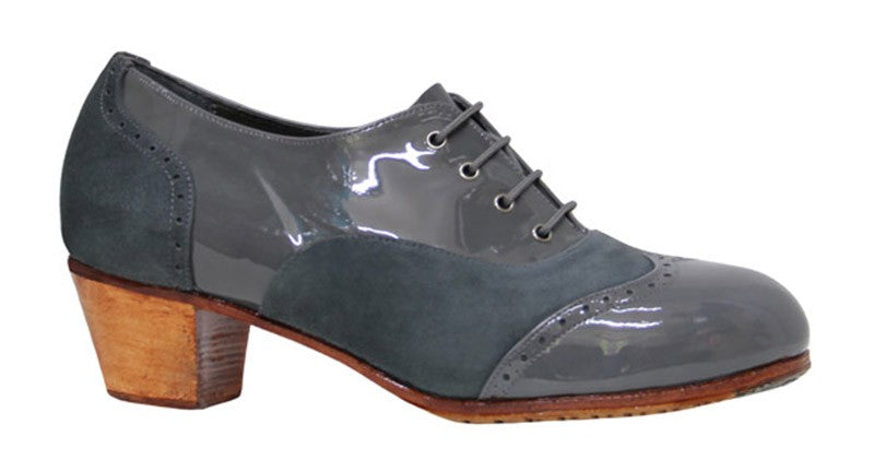 Chaussure de flamenco professionnelle en cuir verni et daim gris