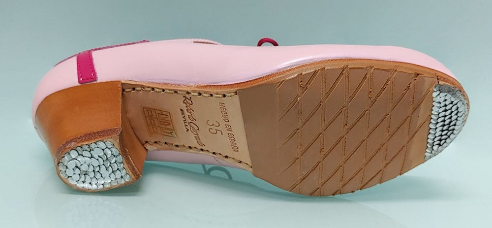 Modelo Solidario Tacón Cubano