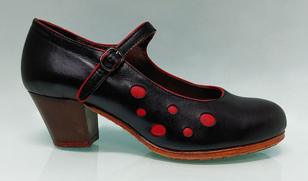Zapato de baile flamenco profesional piel negro y lunares piel roja