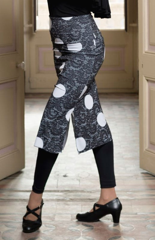 Jupe courte de flamenco noire à pois imprimés