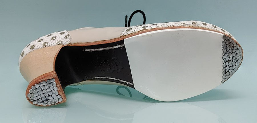 Zapato de Baile Flamenco Profesional Piel Beige y Fantasía