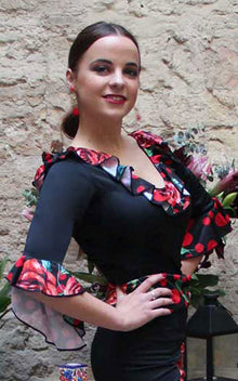 Top flamenco negro volantes estampados.