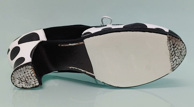 Zapato de Baile Flamenco Profesional Negro-Blanco y Lunares