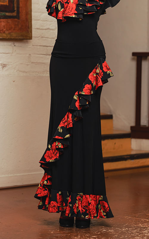 Falda flamenco larga Tarante negra con volante inclinado y en el bajo