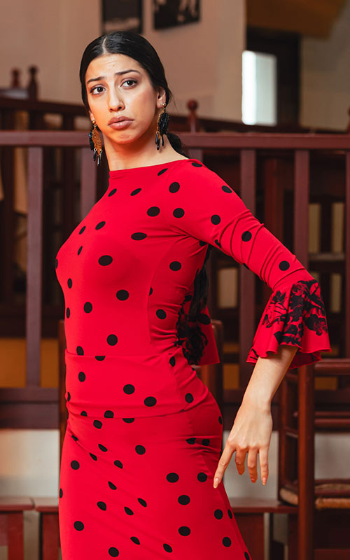 Top Soniquete de punto elástico estampado rojo con lunares y flores negras