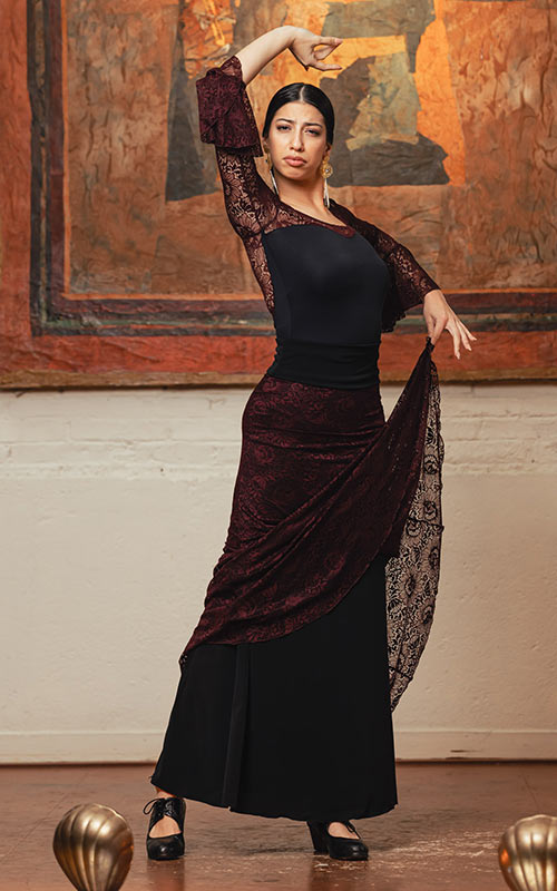 Falda flamenco Vejer de encaje color granate