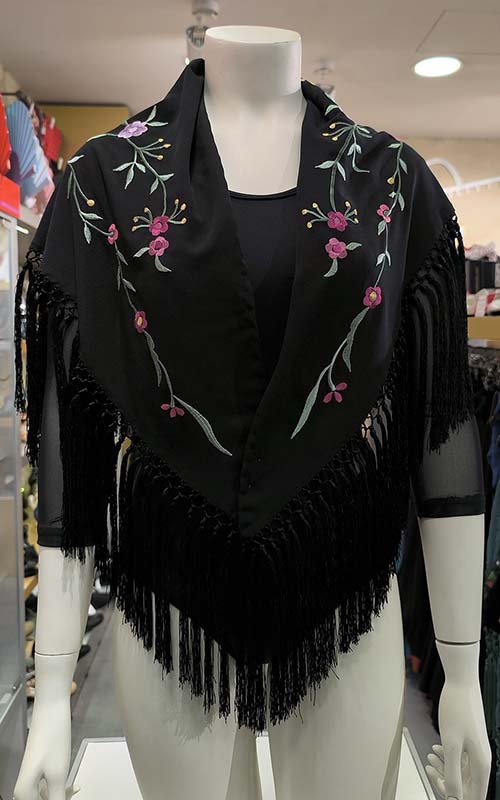 Mantoncillo negro bordado con flores y rosas de colores 125 cm.