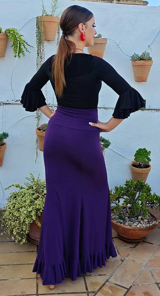 Jupe flamenco bordeaux, ajustée jusqu'à mi-cuisse avec ceinture