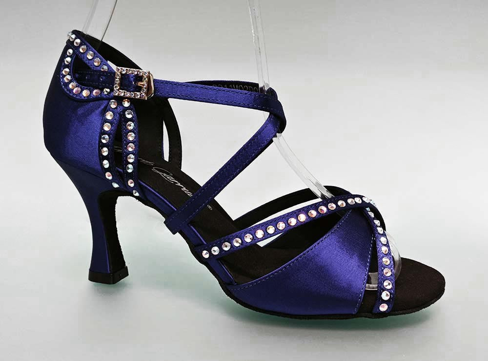 Chaussure de danse de salon bleu violet avec strass en cristal sur la tige et le talon