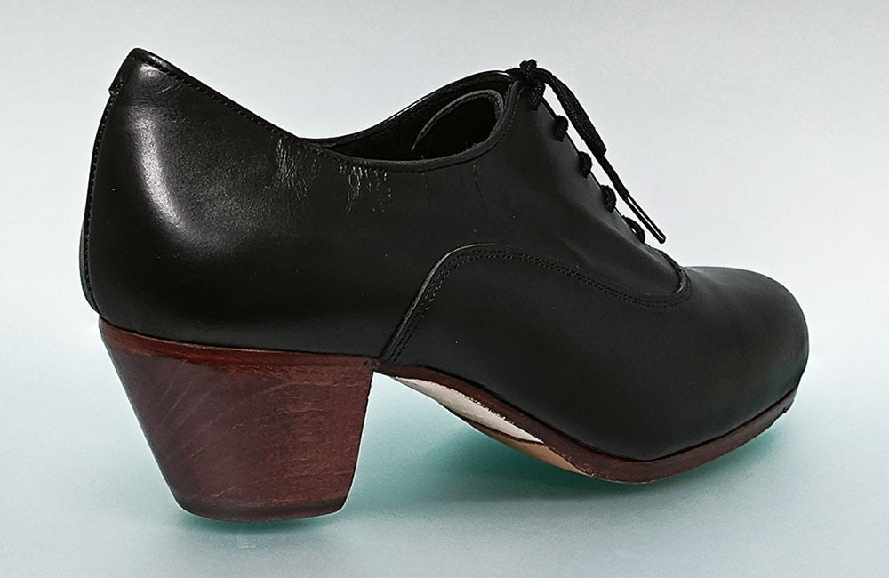Chaussure de flamenco professionnelle, cuir noir et lacets