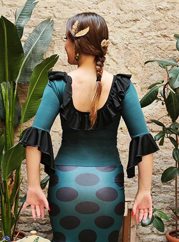 Top Flamenco Verde con Volantes Negros.