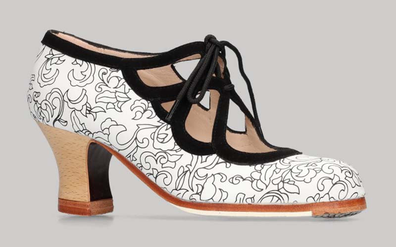 Zapato de Baile Flamenco Profesional Combinado en Fantasía Clavel Blanco y Adornos en Ante Negro
