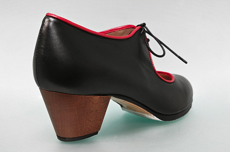 Zapato de baile Flamenco Profesional Piel Negro con Cordones