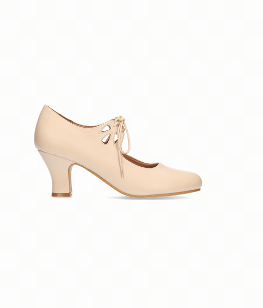 Beige nappa leather flamenco shoe with laces