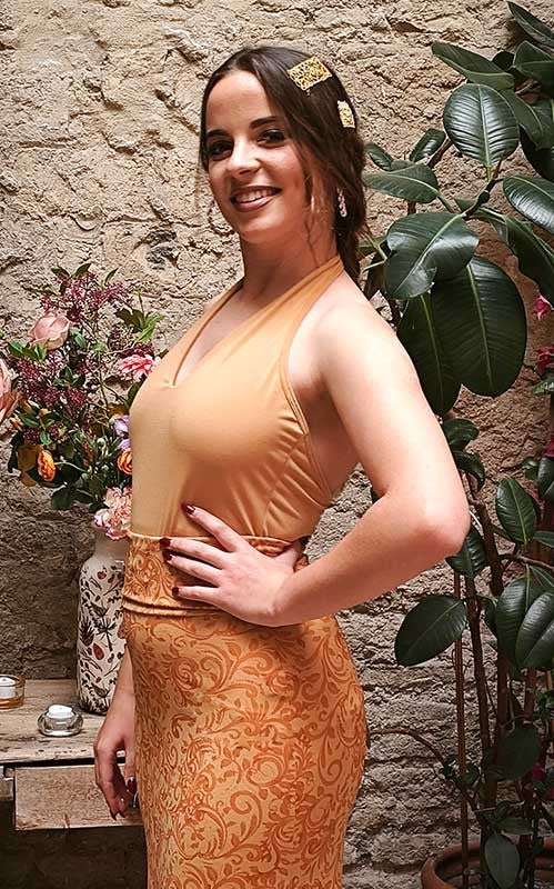 Top en tricot élastique moutarde couleur Albero