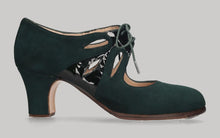 Zapato de baile flamenco profesional ante verde botella y adorno charol negro