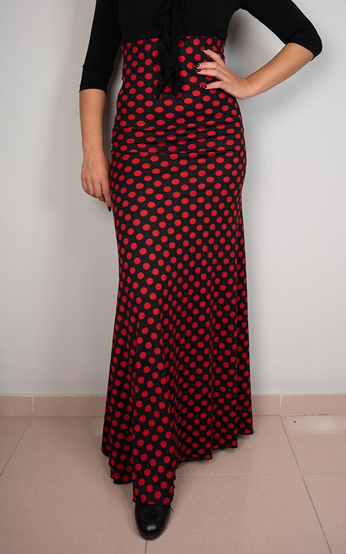 Falda flamenco negra con lunares rojos con mucho vuelo