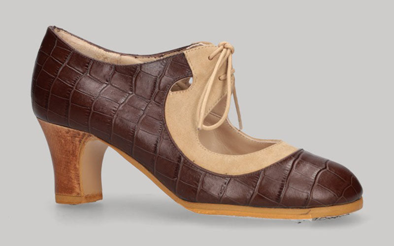 Zapato de baile flamenco profesional en piel coco marrón y ante beige con cordones