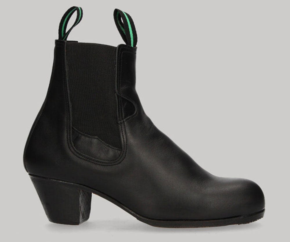 Bota flamenco profesional piel negra cosida