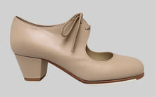 Zapato de baile flamenco semiprofesional piel beige tacón cubano