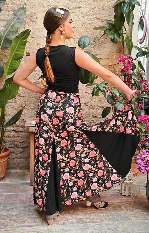 Falda Flamenco con Estampado de Flores Rosas y Godets Negros con Mucho Vuelo