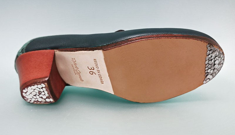 Zapato de baile flamenco profesional piel verde botella y fantasía con cordones