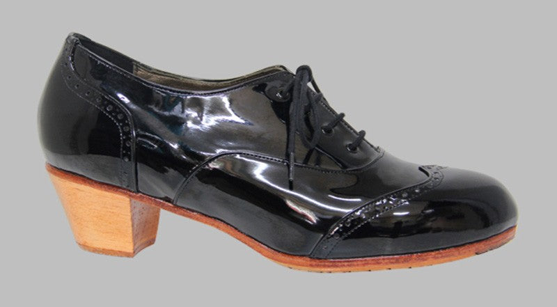 Professional Flamenco Shoe Black Patent Leather Pala Vega