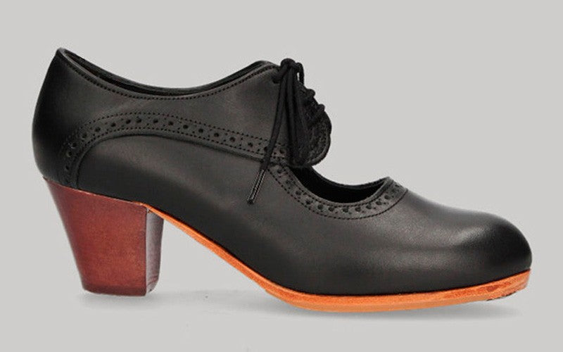 Zapato de baile flamenco profesional piel negro y cordones