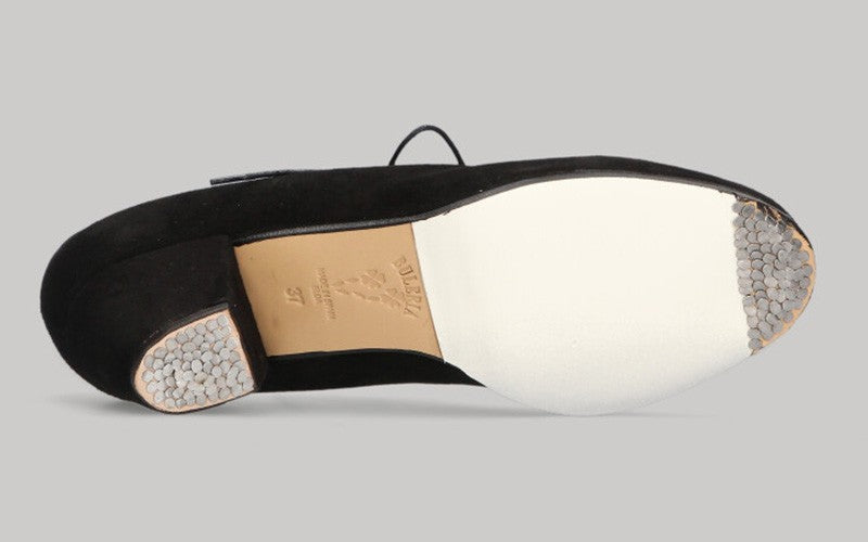Zapato de baile flamenco semiprofesional ante negro tacón cubano