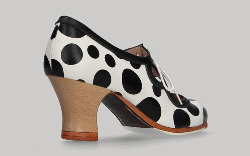 Zapato De Baile Flamenco Profesional con Cordones Blanco y Lunares Negro