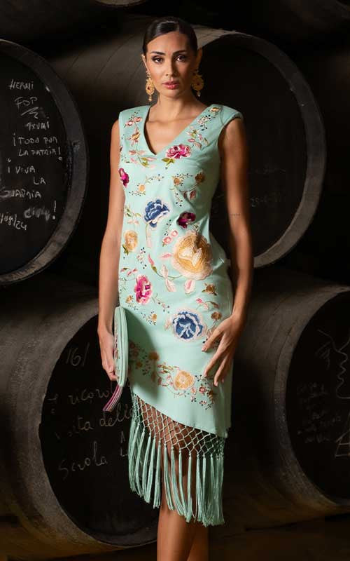 Robe Oloroso brodée de fleurs de châle de Manille