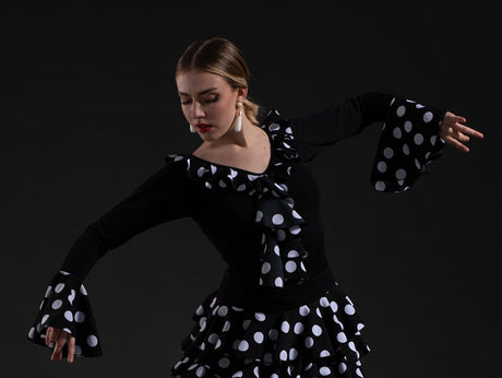 Haut flamenco noir Lola à volants à pois