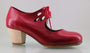 Zapato de baile flamenco profesional piel rojo lágrimas caladas