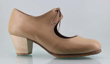 Zapato de baile flamenco profesional piel beige