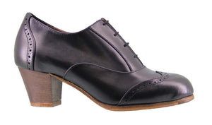 Zapato de baile flamenco profesional piel negro y cordones