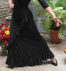Falda Flamenco Valoria Negra con Volante Diagonal e Inferior