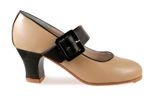 Chaussure de danse flamenco professionnelle combinée à du cuir beige et une bride à boucle marron