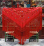 Mantón seda rojo caldera bordado flores multicolor 140 cm.