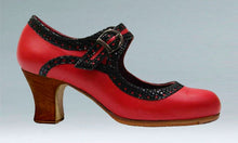 Zapato de baile flamenco profesional piel rojo y fantasía negro