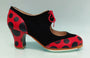 Zapato de baile flamenco profesional negro y lunares